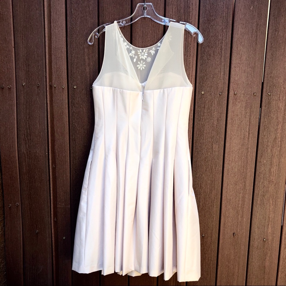 JONES NEW YORK festive dress, size 6 - Picture 4 of 13